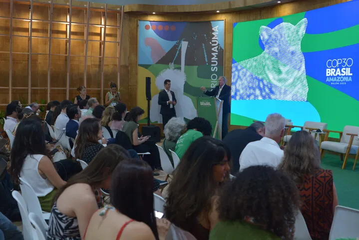 Cooperativismo estreia na Blue Zone com protagonismo clim&aacute;tico