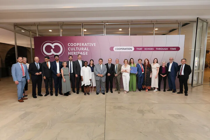 Cooperativismo ganha mapa global e livro histórico em celebração no Itamaraty