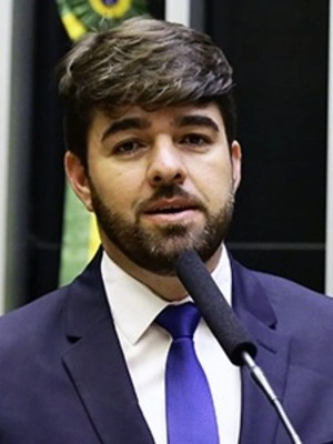 Z&eacute; Vitor