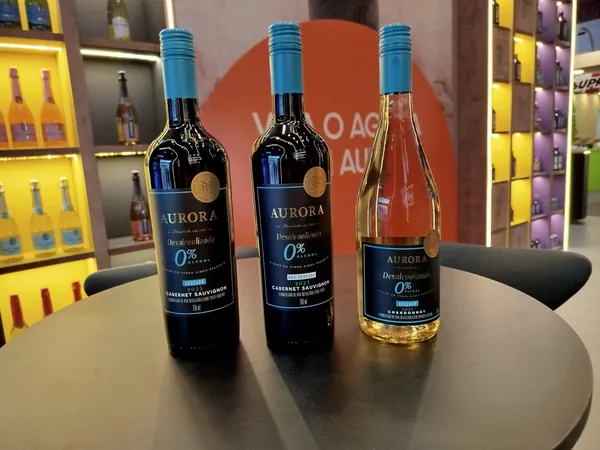 Vin&iacute;cola Aurora lan&ccedil;a linha de vinhos desalcoolizados e mira mercado em expans&atilde;o