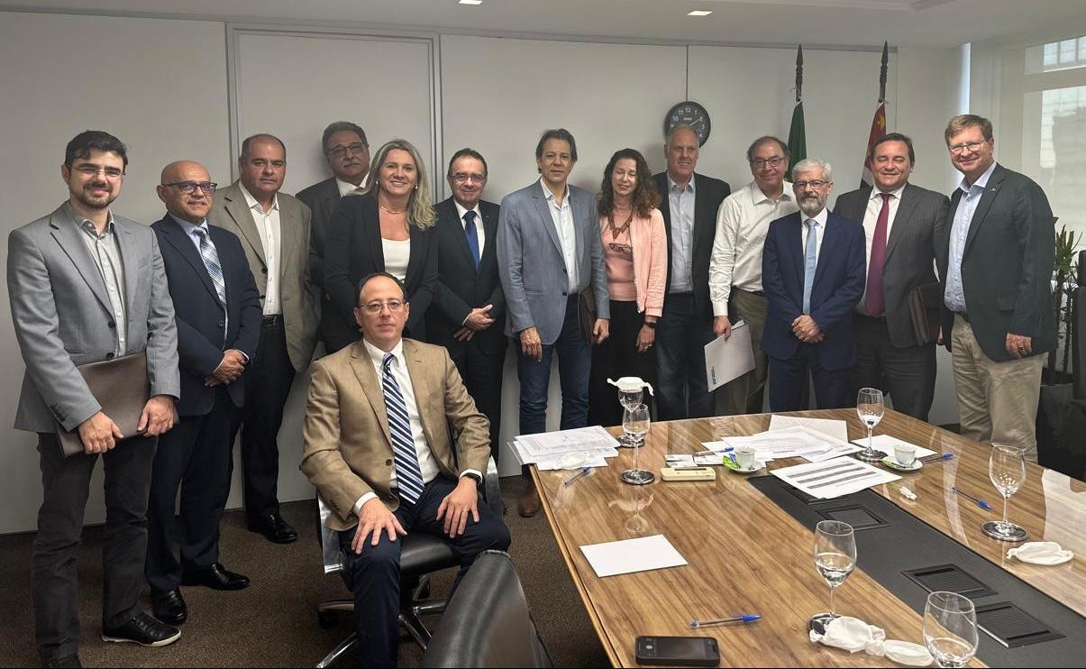  Reunião sobre o Plano Safra reuniu representantes de várias entidades setoriais