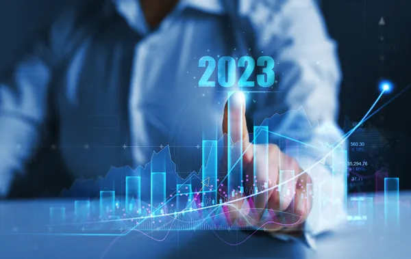 Cen&aacute;rio econ&ocirc;mico 2023: o que esperar e como se planejar para o 2&deg; semestre