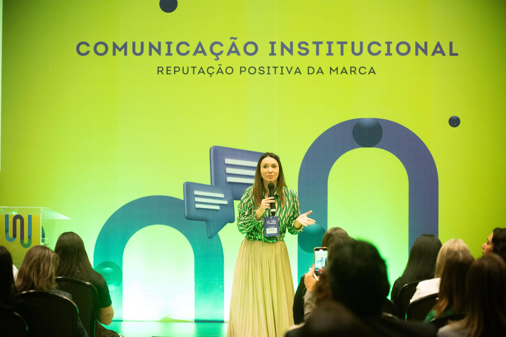 Da fideliza&ccedil;&atilde;o &agrave; influ&ecirc;ncia: como a comunica&ccedil;&atilde;o fortalece v&iacute;nculos 